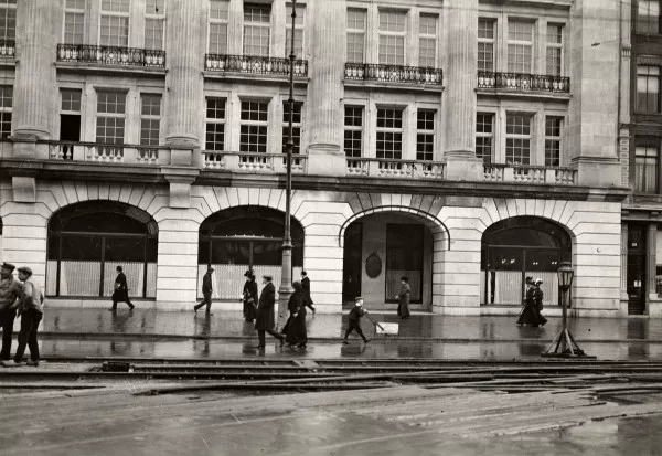Afbeelding uit: 1912. Restaurant Trianon.