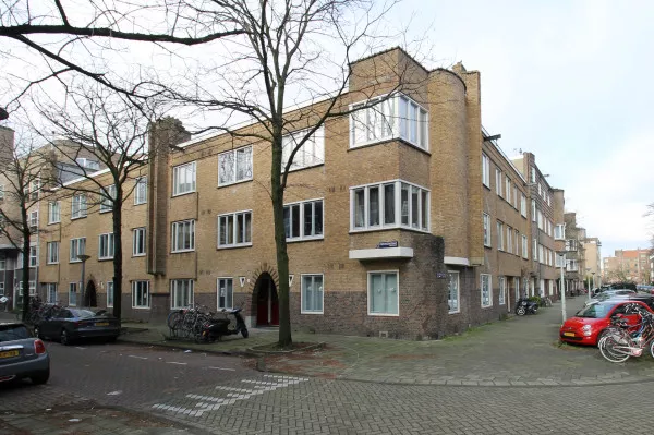 Afbeelding uit: december 2020. Meerhuizenstraat.