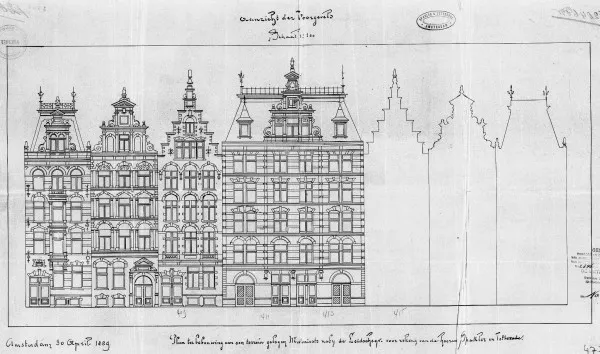 Afbeelding uit: 1889. Tekening van de voorgevels. Die van de huizen rechts zijn niet ingetekend; ze waren de gespiegelde versie van de drie huizen links.
Bron afbeelding: SAA, bestand 5221BT904778.