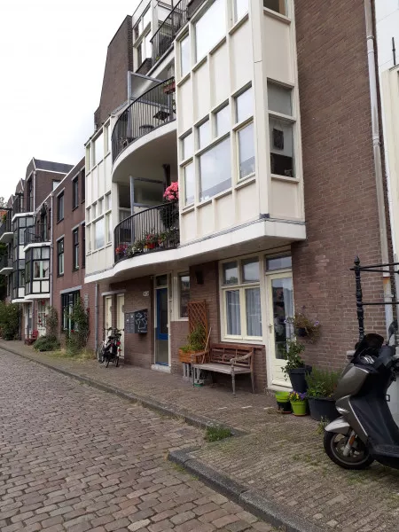 Afbeelding uit: september 2019. Bickersgracht 230-240.
