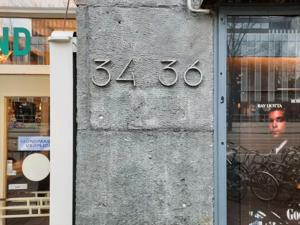Afbeelding uit: december 2020. De oorspronkelijke huisnummers.