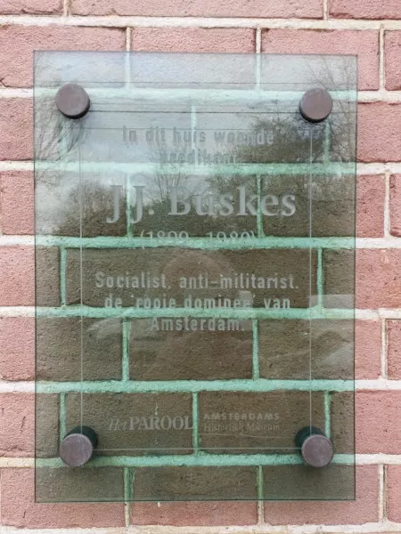 Afbeelding uit: februari 2020. Hier woonde van 1949 tot 1962 dominee J.J. Buskes, predikant in onder meer de Muiderkerk.