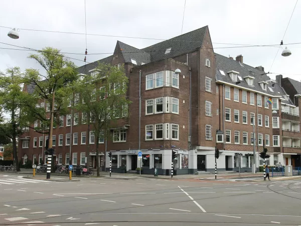 Afbeelding uit: augustus 2021. Hoek Beethovenstraat (rechts).