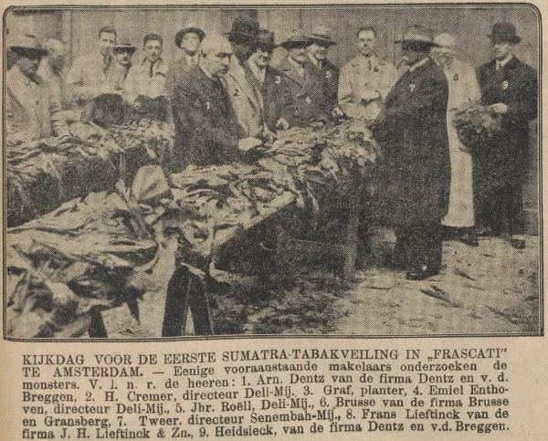 Afbeelding uit: april 1928. Bericht in de Sumatra Post over een kijkdag in Frascati. De man met nummer 6 is W. Brusse, op dat moment de enige firmant van de firma Brusse & Gransberg.