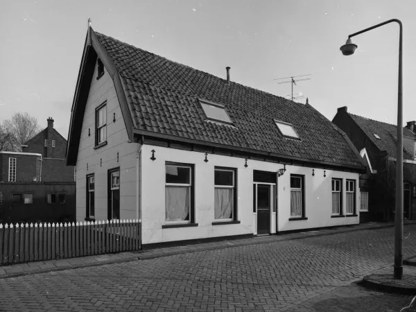 Afbeelding uit: circa 1985. Bron afbeelding: SAA, bestand BMAB00029000141_005.