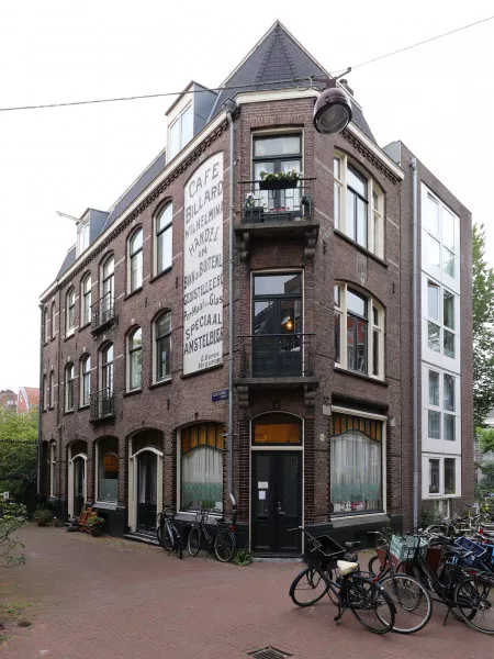 Afbeelding uit: juli 2022. Links is de Slootstraat.