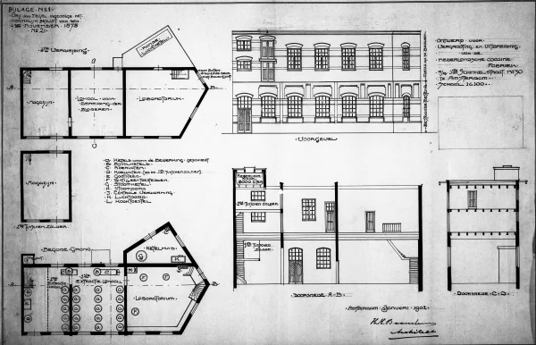 Afbeelding uit: 1902. Plan voor de uitbreiding met een verdieping.
Bron afbeelding: SAA, bestand 291BTA922939.