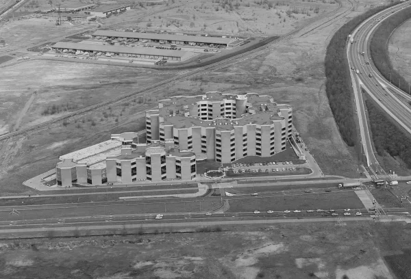 Afbeelding uit: 1974. Collectie Noord-Hollands Archief, inv.nr NL-HlmNHA_1478_00095L00_01.