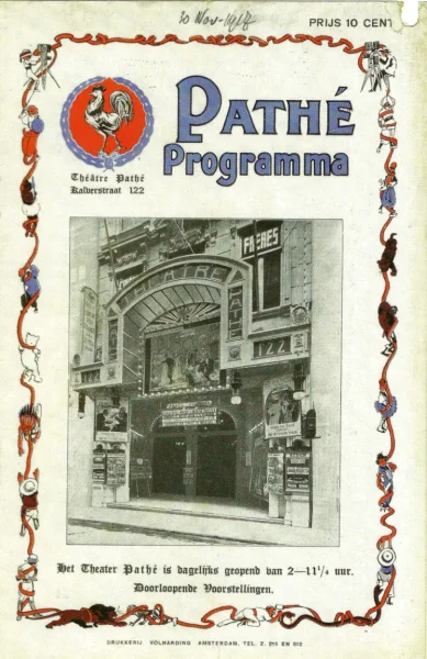 Afbeelding uit: 1917. Programmaboekje van bioscoop Pathé uit november 1917, met een foto van de entree.