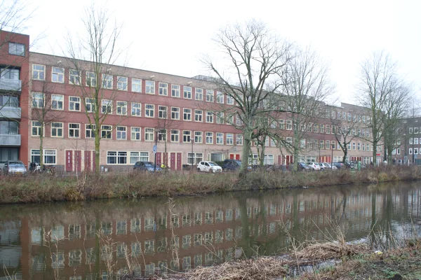 Afbeelding uit: december 2024. Valentijnkade.