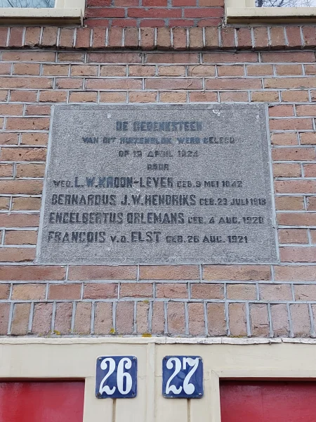 Afbeelding uit: december 2024. De gedenksteen.