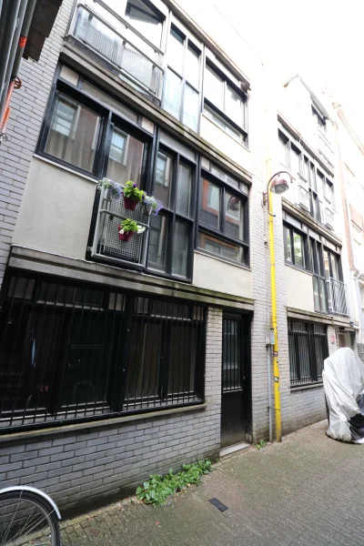 Afbeelding uit: juni 2025. Onkelboerensteeg.