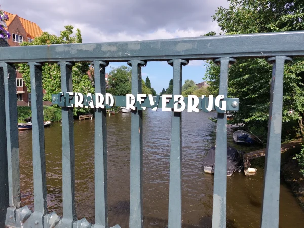 Afbeelding uit: juni 2025. Het huidige bordje.