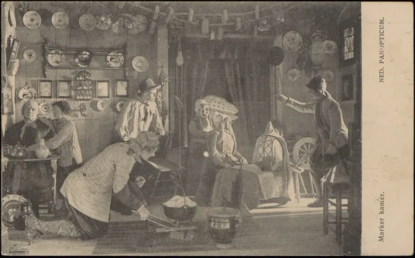 Afbeelding uit: circa 1909. Prentbriefkaart met de Marker kamer.
Bron afbeelding: SAA, bestand PBKD00251000004.