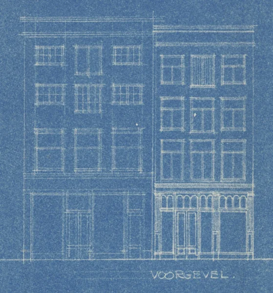 Afbeelding uit: 1930. De voorgevel in het ontwerp van Tholens.