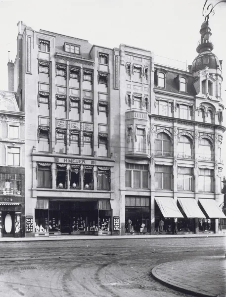 Afbeelding uit: circa 1915. Bron afbeelding: SAA, bestand B00000002598.