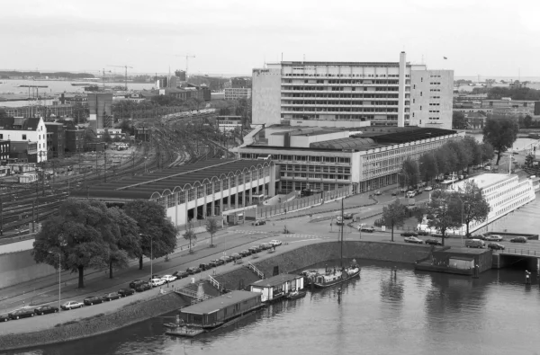 Afbeelding uit: circa 1990. Bron afbeelding: SAA, bestand BMAB00014000050_009.