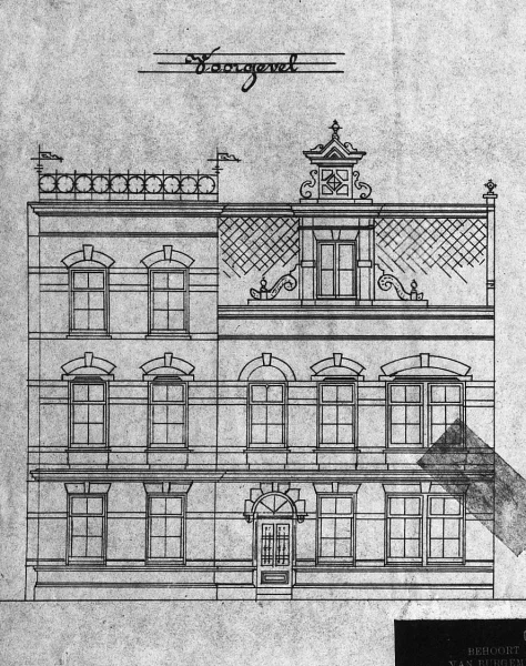 Afbeelding uit: december 1894. Het ontwerp van de oorspronkelijke voorgevel.
Bron afbeelding: SAA, bestand 5221BT903593.
