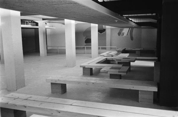 Afbeelding uit: januari 1968. Het interieur van de beatkelder.