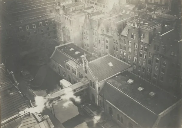Afbeelding uit: circa 1920. Bron afbeelding: SAA, bestand AANB00377000001.