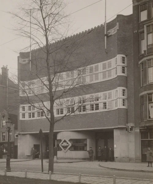 Afbeelding uit: circa 1935. Bureau Verkeerswezen.
Bron afbeelding: SAA, bestand 010012000051.