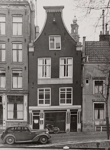 Afbeelding uit: maart 1955.