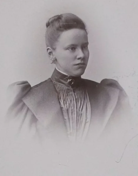 Afbeelding uit: april 1895. Johanna ter Meulen.