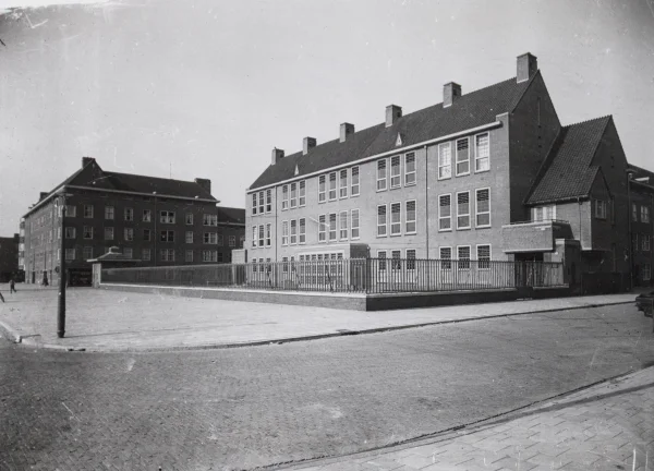 Afbeelding uit: maart 1932. Bron afbeelding: Stadsarchief.