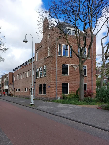 Afbeelding uit: april 2026.