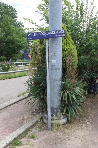 Afbeelding uit: juli 2026. In de wijk Elzenhagen is een straat vernoemd naar Noorlander.