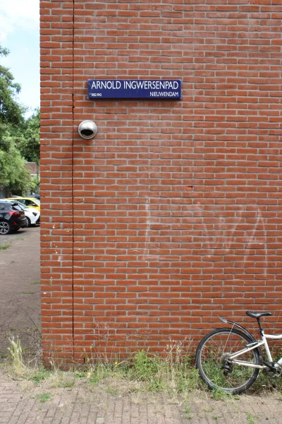 Afbeelding uit: juli 2026. In de wijk Elzenhagen is een straat vernoemd naar Ingwersen.