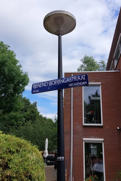 Afbeelding uit: juli 2026. In de wijk Elzenhagen is een straat vernoemd naar Boeyinga/Boeijing.