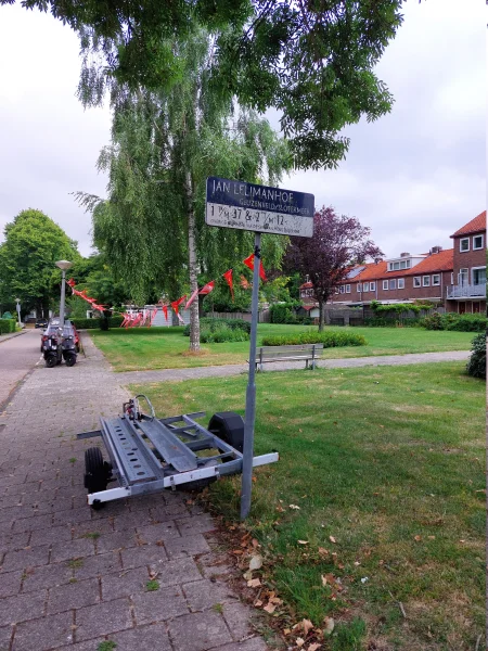 Afbeelding uit: juli 2026. In Geuzenveld is een straat vernoemd naar Jan Leliman.