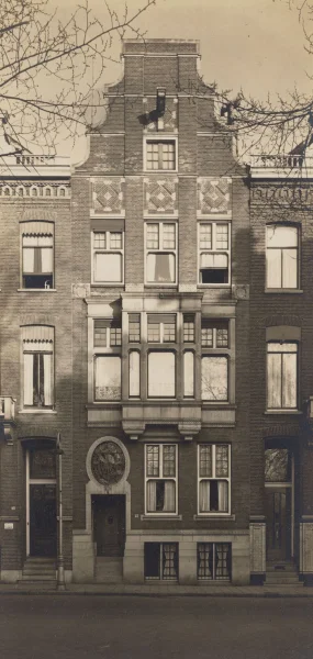 Afbeelding uit: circa 1913. Foto gemaakt in opdracht van Deenik.
Bron afbeelding: Stadsarchief.