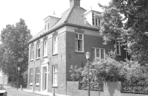 Afbeelding uit: circa 1980. Bron afbeelding: Stadsarchief.