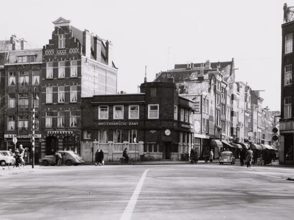 Afbeelding uit: maart 1958. De voorganger uit 1920.
Bron afbeelding: Stadsarchief.