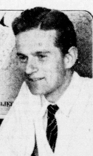 Afbeelding uit: oktober 1935. Simon van Woerden op een krantenfoto uit 1935.
