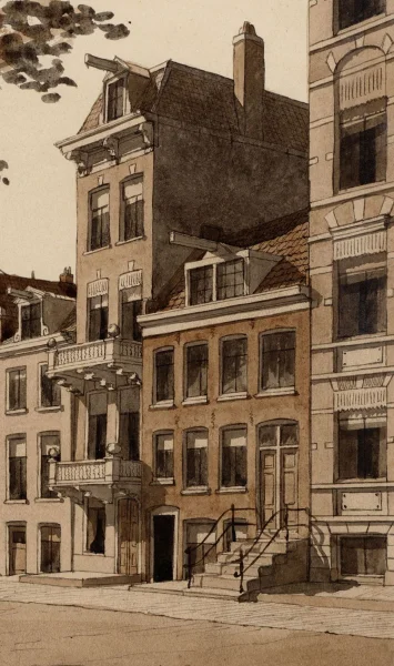 Afbeelding uit: Circa 1906. De twee huizen die hier eerder stonden. Het brede huis  is nummer 29, met poort naar het binnenterrein; links ervan, met de balkons, nummer 15.
Bron afbeelding: Stadsarchief.