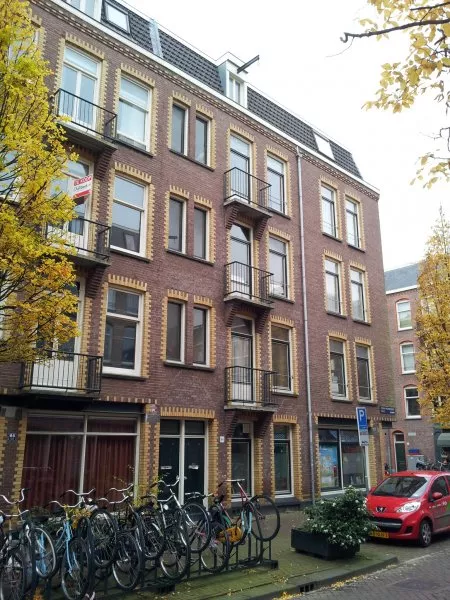 Afbeelding uit: november 2011. Gevel Van Hogendorpstraat.