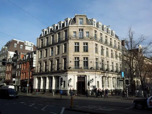 Afbeelding uit: november 2011. Bankkantoor Herengracht, 1924.