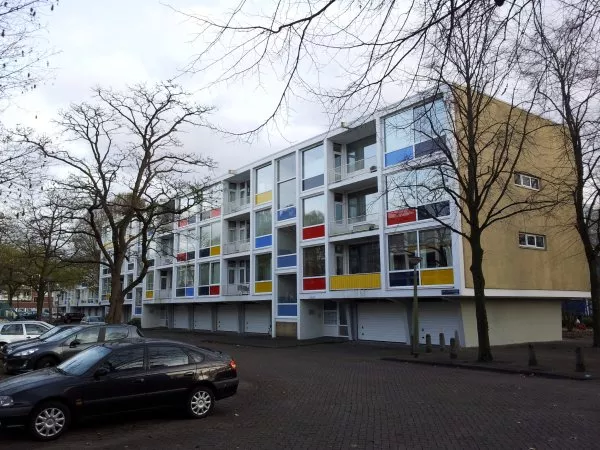 Afbeelding uit: november 2011. Dirk Schäferstraat 29-55.