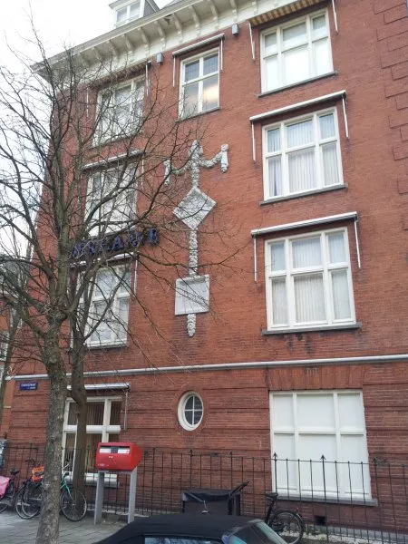 Afbeelding uit: januari 2012. Gevel aan de Teniersstraat.
