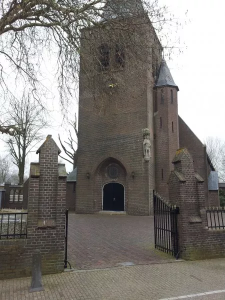 Afbeelding uit: maart 2012. Pancratiuskerk, Sloterweg (1901).