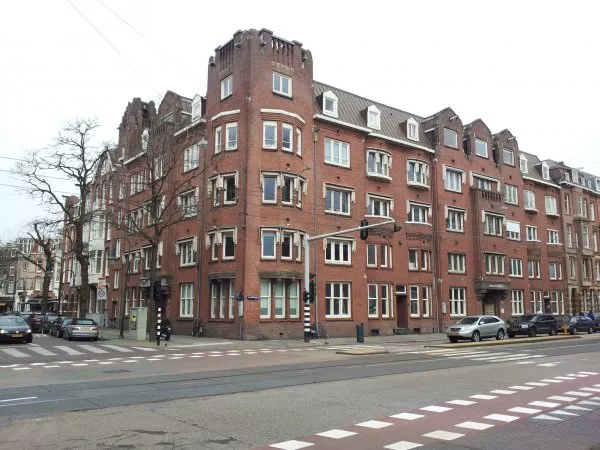 Afbeelding uit: maart 2012. Huize Zonnehoek, De Lairessestraat (1915).