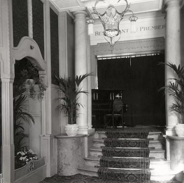 Afbeelding uit: 1917. Interieur.