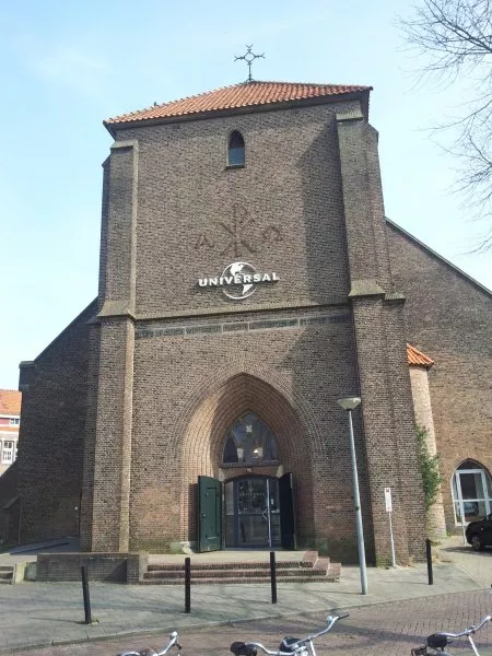 Afbeelding uit: maart 2012. Ritakerk, Hagedoornplein (1921).