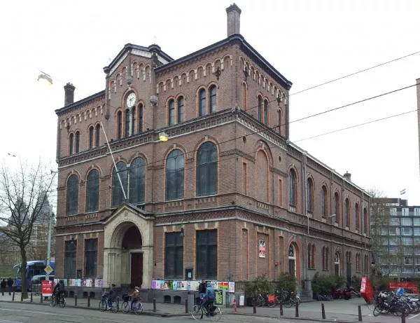 Afbeelding uit: maart 2012. Kerkgebouw Weteringschans (1879-1880)